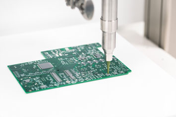 Solución de dosificación ViscoTec para la gestión térmica en placas de circuito impreso Solución de dosificación ViscoTec para la gestión térmica en placas de circuito impreso